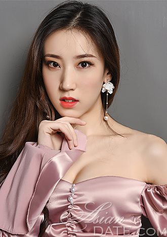 Most gorgeous profiles: pretty Asian member Xiaoqian from Beijing