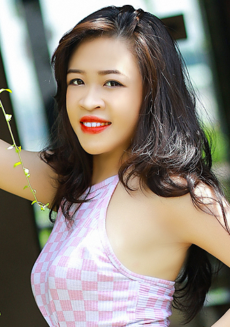 Asian member pic: Thi Mai Linh（Zoe） from Ho Chi Minh City
