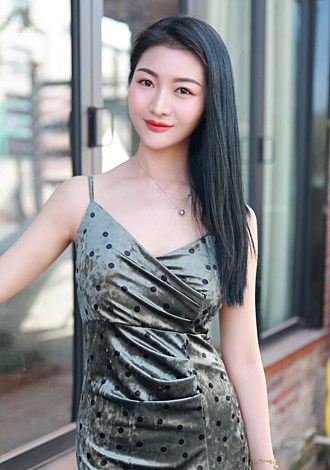 Gorgeous member profiles: Xinnan, Asian member, pen pal